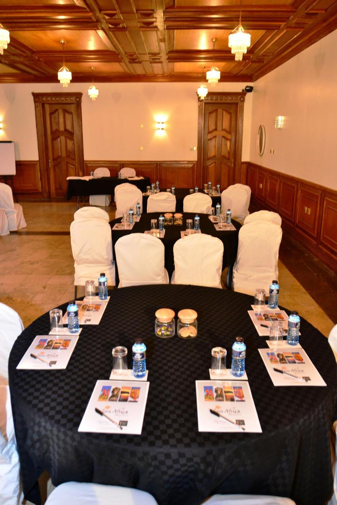 Muthu Sovereign & Spa, Road, Nairobi 4* Limuru